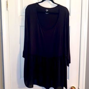 New with tags plus size top by Evri